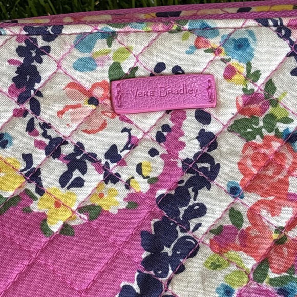 Vera Bradley Floral Quilted Zip Around Wallet Pink Multicolor w/ Wear - Picture 2 of 11